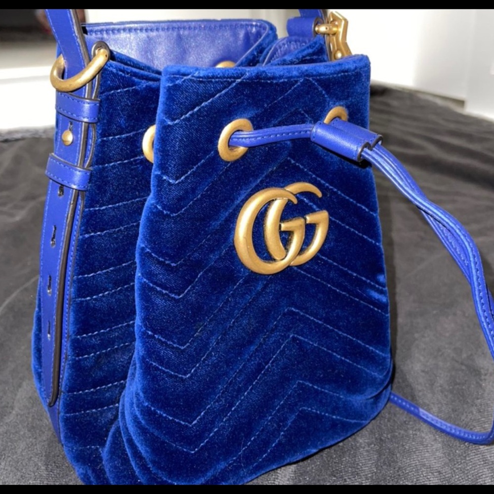 Brand new, Gucci money bag!!